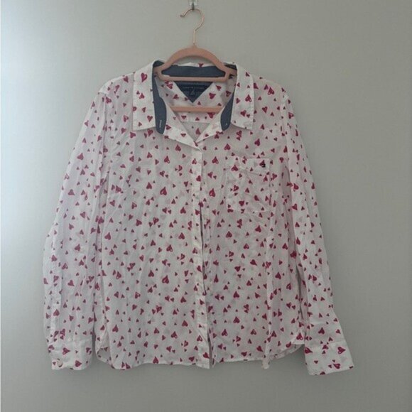 Tommy Hilfiger White Blouse – Red Heart Print Button-Up Shirt Size XL - Picture 2 of 6